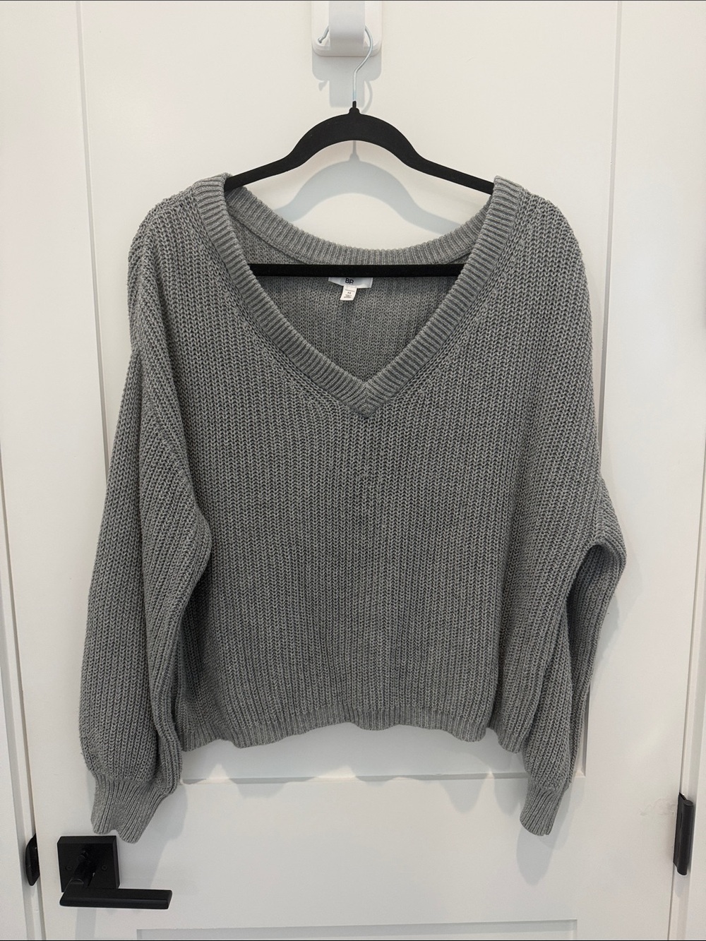 bp Ribbed V-Neck Sweater in Gray
